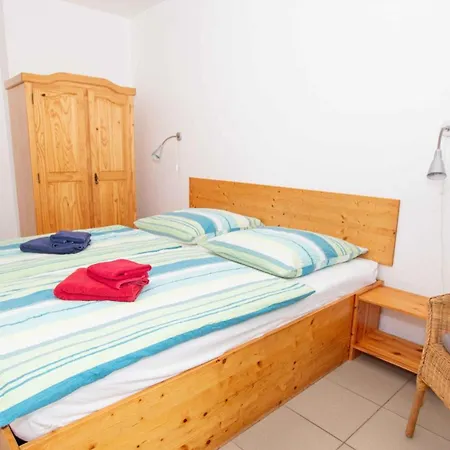 Reihenhaus, 60 Qm, 2 Schlafzimmer 奥斯特巴德里克